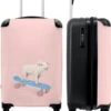 NoBoringSuitcases.com® Kinderkoffer - Trolley Kinderen - Varken - Roze - Skateboard - Kinderen - Meisje - Koffer Dieren - Past Binnen 55x40x20 Cm En 55x35x25 Cm - Reiskoffer Met Wielen -Voyago Winkel 1000x1200