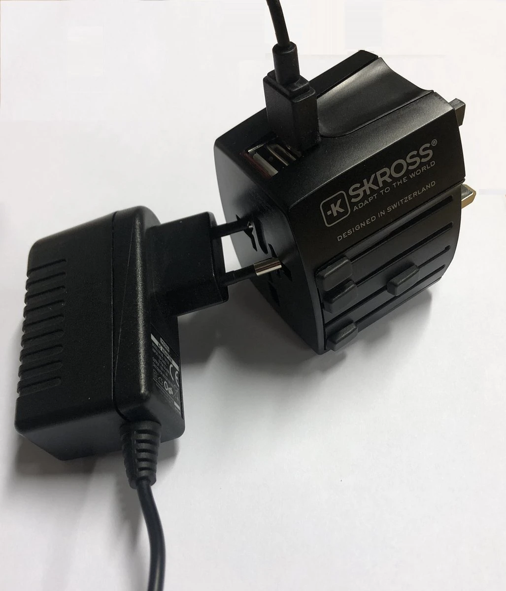 Skross Wereldadapter MUV MET USB Voor Gebruik In Meer Dan 220 Landen - Reisstekker - World Travel Adapter – Met Vliegtuig Audio Verloop 9 Skross Wereldadapter MUV MET USB Voor Gebruik In Meer Dan 220 Landen - Reisstekker - World Travel Adapter – Met Vliegtuig Audio Verloop - Afbeelding 7