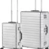 CarryOn Kofferset ULD - Luxe Aluminium Handbagage Koffer 55cm + 76cm Grote Reiskoffer - Dubbel TSA Slot - Zilver -Voyago Winkel 1034x1200