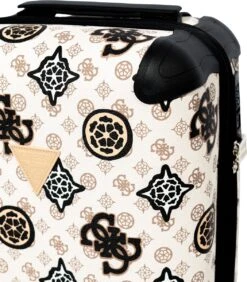 Guess House Party 18 In 4 Wheeler Dames Reiskoffer - Cream Multi Logo -Voyago Winkel 1052x1200 2
