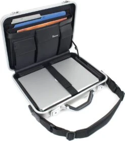 Matias Black Leatherette Attachékoffer (Universal 12" - 17") -Voyago Winkel 1067x1200 6