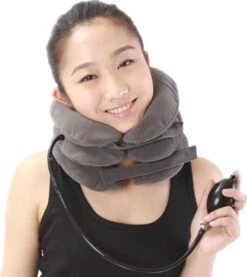 Anti Nekpijn Opblaasbaar Kussen | Nekkussen | Reiskussen | Verlicht Nek En Schouderpijn | Blauw - Neksteun | Nek Stretcher | Zacht Fleece | Cervicaal Nektractie Kussen | Nek Brace | Luxe | Ergonomisch | Opblaasbaar | Fluweel -Voyago Winkel 1070x1200 10