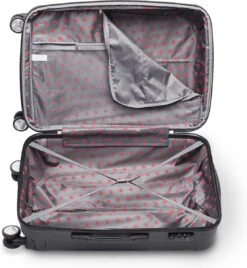 Swiss Alps - Reiskoffer - 68 Cm - 4 Wielen - Zwart -Voyago Winkel 1106x1200 2