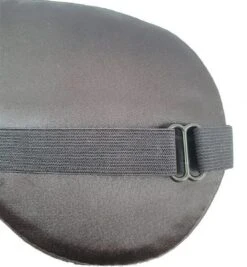 Slaapmaskers Extra Zacht Satijn – 2 Stuks – Zwart & Goud - Thuis - Slaapmasker - Verduisterend - Onderweg - Vliegtuig - Festival - Slaapcomfort - ODaani -Voyago Winkel 1112x1200 7