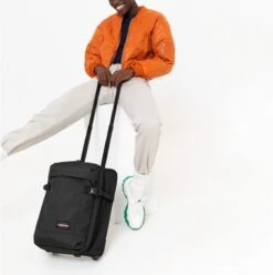 Eastpak TRANVERZ XXS Reiskoffer, Handbagage (45 X 32 X 20 Cm) - Black -Voyago Winkel 1195x1200 1