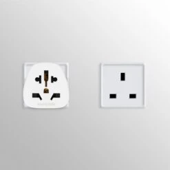 Kwmobile 2x Reisstekker Type G - Ideaal Voor Reizen In Engeland, Ierland, Schotland En Dubai - Voor Stekkers Met Type C (Eurostekker) En F (Schuko) -Voyago Winkel 1198x1200 24