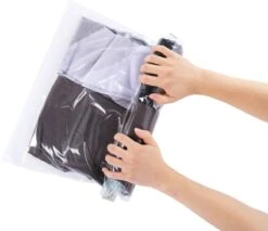 Luvego Vacuüm Opbergzakken Oprolzakken Voor Kleding En Dekbedden - 12 Vacuüm Handrolzakken -Voyago Winkel 1200x1033 8