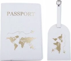 Paspoort Hoesje Met Kofferlabel - Paspoorthouder - Bagage Label - Vliegen - Vakantie - Wit / Goud - PU Leer - 11 Cm X 17 Cm