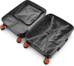 REPLICA TEAM HARDCASE TROLLEY -Voyago Winkel 1200x1063 1