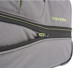 Travelite Basics Wheeled Duffle 70cm Expandable Navy/Orange -Voyago Winkel 1200x1108 4