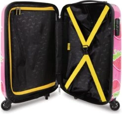 BHPPY - Sweet Strawberry - Handbagage (55 Cm) -Voyago Winkel 1200x1123 3