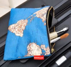 KIKKERLAND Reistas Wereldkaart L - Reistas Met Rits - Koffer Organiser - Vakantie -Voyago Winkel 1200x1128