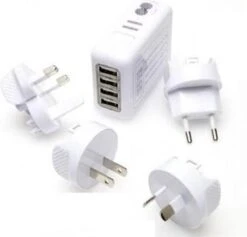 Benson Universele Wereldstekker - USB 4 Uitgangen 1 Stekker / Reis Stekker