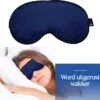 SIMIA™ Premium Zijden Slaapmasker - Luxe Verstelbare Oogmasker - 100% Verduisterend - Reismasker - Blinddoek - Powernap - Meditatie - Yoga - Slaap - Reis - Ontspanning - Zijdezacht - Anti Rimpel - Cadeau Tip - Marine Blauw -Voyago Winkel 1200x1164 29