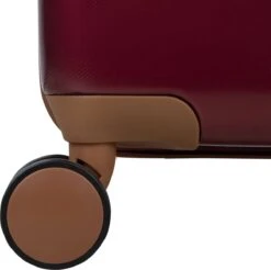 SUITSUIT - Fab Seventies Classic - Biking Red - Reiskoffer (66 Cm) -Voyago Winkel 1200x1193 1