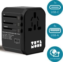 TRVLMORE Universele Wereldstekker - USB-C En 4 USB Poorten - 2000W - Internationale Reisstekker - Zwart