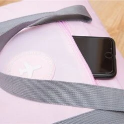 Merkloos TDR-Draagbare Opvouwbare Opbergtas -Handbagage Reistas-Weekendtas- Roze -Voyago Winkel 1200x1197 6