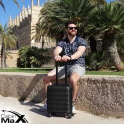 CabinMax Handbagage Koffer - Trolley 30L - Harde Reiskoffer - 45x36x20cm - Lichtgewicht - Groot Capaciteit - Zwart -Voyago Winkel 1200x1200 1071