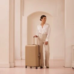 SUITSUIT - Fab Seventies - Cuban Sand - Duo Set (55/76 Cm) -Voyago Winkel 1200x1200 1355