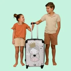 NoBoringSuitcases.com® Koffer Groot - Prinses - Bloemen - Kroon - Meisje - Sterren - Trolley Koffer Met TSA-slot - Met Wielen - 90 Liter - Reiskoffer - 66 Cm -Voyago Winkel 1200x1200 1572