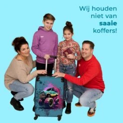 NoBoringSuitcases.com® Koffer Groot - Monstertruck - Verf - Graffiti - Roze - Neon - Trolley Koffer Met TSA-slot - Met Wielen - 90 Liter - Reiskoffer - 66 Cm -Voyago Winkel 1200x1200 1887
