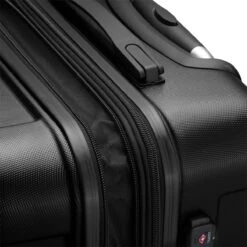 Swiss Alps - Reiskoffer - 68 Cm - 4 Wielen - Zwart -Voyago Winkel 1200x1200 1967