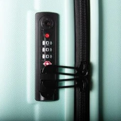 Oistr Noorvik 4 Wheel Spinner 69 Mint Green -Voyago Winkel 1200x1200 2063