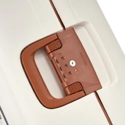 Delsey Harde Koffer / Trolley / Reiskoffer - Moncey - 69 Cm (large) - Wit 13 Delsey Harde Koffer / Trolley / Reiskoffer - Moncey - 69 Cm (large) - Wit -Voyago Winkel 1200x1200 223