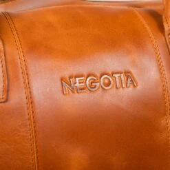 NEGOTIA Delta - Leren Weekendtas - Leren Reistas - Duffel Bag - 100% Luxe Top-Grain Leer - Bruin 15 NEGOTIA Delta - Leren Weekendtas - Leren Reistas - Duffel Bag - 100% Luxe Top-Grain Leer - Bruin -Voyago Winkel 1200x1200 2790