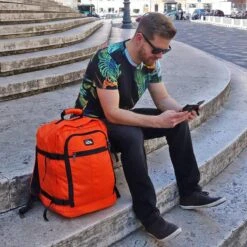 CabinMax Metz Reistas – Handbagage 20L – Rugzak – Schooltas - 40x25x20 Cm – Compact Backpack – Lichtgewicht – Oranje -Voyago Winkel 1200x1200 3006