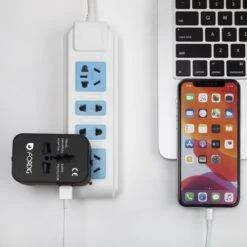 ForDig Universele Wereldstekker Met 2 Fast Charge USB Poorten - Reisstekker Geschikt Voor 150+ Landen - Reis Stekker Adapter -Voyago Winkel 1200x1200 3158