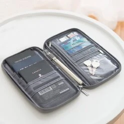 Somstyle Paspoort Houder Hoesje - Met Pasjes En Kaarthouder Organizer - Geschikt Voor Reis - Grijs Maat L -Voyago Winkel 1200x1200 3642
