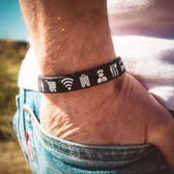 Ikgaopavontuur Reisbandje Zwart - Travel Wristband