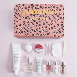 Packing Cubes Set 6 Stuks - Koffer Organizer - Travel Bag - Kleding Organizer Set - Backpack Kubussen - Opbergzakken - Backpack Cubes - Reizen - Roze Print -Voyago Winkel 1200x1200 4170