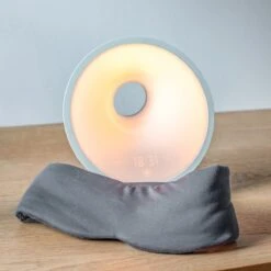 Lopoleis Slaapmasker – Oogmasker – Slaap Oordopjes – 3D – 100% Verduisterend – Slaap – Masker – Cadeau – Grijs -Voyago Winkel 1200x1200 4423