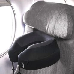 Cabeau Nekkussen Evolution S3 Rood - -Voyago Winkel 1200x1200 4585