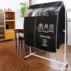 Merkloos Kledinghoes - Ademend & Stofdicht - Transparant Venster - Geschikt Voor Jurken Mantels Pakken Jassen - 90 X 100 Cm - Zwart -Voyago Winkel 1200x1200 4787