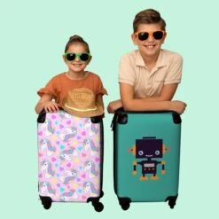 NoBoringSuitcases.com® Koffer - Eenhoorn - Meisje - Patroon - Hartje - Past Binnen 55x40x20 Cm En 55x35x25 Cm - Handbagage - Trolley - Fotokoffer - Cabin Size - Print -Voyago Winkel 1200x1200 665