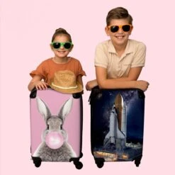 NoBoringSuitcases.com® Koffer - Ruimte - Spaceshuttle - Raket - Jongens - Past Binnen 55x40x20 Cm En 55x35x25 Cm - Handbagage - Trolley - Fotokoffer - Cabin Size - Print -Voyago Winkel 1200x1200 739