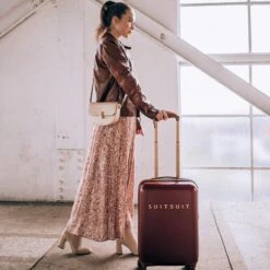 SUITSUIT - Fab Seventies Classic - Biking Red - Handbagage (55 Cm) -Voyago Winkel 1200x1200 827