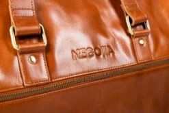 NEGOTIA Alpha - Leren Weekendtas - Leren Handbagage Reistas - Duffel Bag - 100% Luxe Top-Grain Leer - Bruin 13 NEGOTIA Alpha - Leren Weekendtas - Leren Handbagage Reistas - Duffel Bag - 100% Luxe Top-Grain Leer - Bruin -Voyago Winkel 1200x800 117