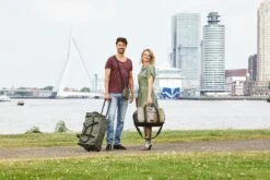 Enrico Benetti Amsterdam 35326 Wieltas M - 72,5 Liter - Zwart 21 Enrico Benetti Amsterdam 35326 Wieltas M - 72,5 Liter - Zwart -Voyago Winkel 1200x800 137