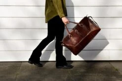 Leren Weekendtas Bruin - Reistas - Weekender - Duffle Bag - Studs & Stones -Voyago Winkel 1200x800 143