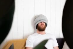 Ostrich Pillow Light Nekkussen - Omkeerbaar - Grey -Voyago Winkel 1200x800 210
