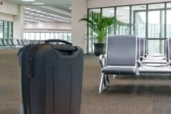 MuchoWow® Koffer - Marmer - Groen - Lijn - Past Binnen 55x40x20 Cm En 55x35x25 Cm - Handbagage - Trolley - Fotokoffer - Cabin Size - Print -Voyago Winkel 1200x800 70