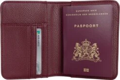 SUITSUIT - Fab Seventies Classic - Biking Red - Paspoorthoesje -Voyago Winkel 1200x801 11