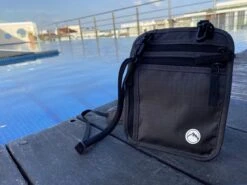 Groene Berg Nektasje - Reistas - Paspoorthouder Met RFID Blokkering - Reisportemonnee - Grijs -Voyago Winkel 1200x899 13