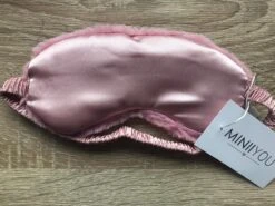 Merkloos Dames Slaapmasker Roze Pluche Wollig | Reismasker Met Vacht | Oogmasker Vrouwen - Dames - Tieners | Reizen -Voyago Winkel 1200x900 58
