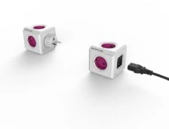 DesignNest PowerCube ReWirable Reisstekker + 3x Wereldstekkers + 1 Meter IEC EU Kabel DE - Wit/Paars - 5 Stopcontacten - Wereld Adapter -Voyago Winkel 1200x915 4