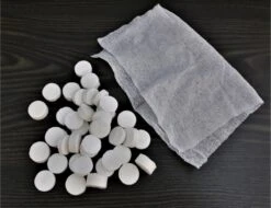 Gecomprimeerde Handdoekjes In Capsule Vorm - 20 Stuks - 24x18 Cm - Onderweg - Reizen - Camping - Outdoor - Festival - Travel Towel - Handdoek - Gecomprimeerde Doekjes - In Tablet Vorm - Voordeel Set 20 Stuks